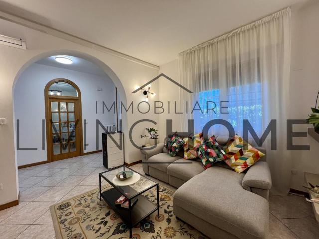 Villa Indipendente in vendita a Cella, Cesenatico