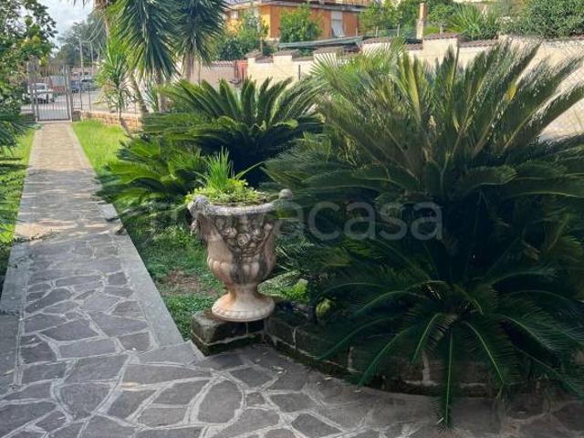 Villa Indipendente in vendita a Franceschetti, Cisterna di Latina