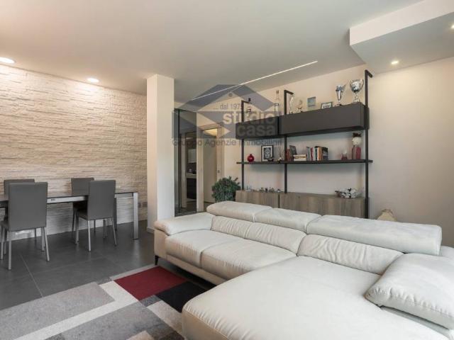 Villa Indipendente in vendita a Cologno Al Serio, Lombardia