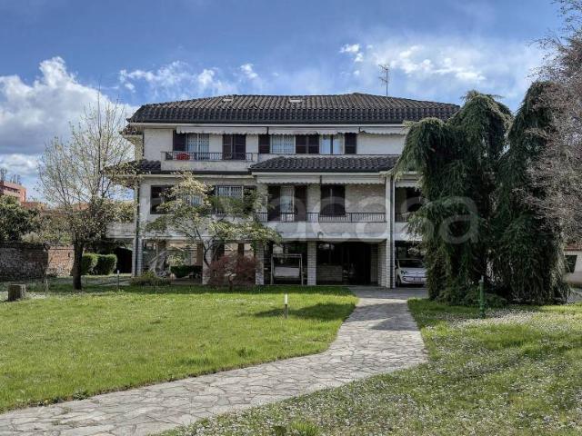 Villa Indipendente in vendita a San Giuliano Monzese, Cologno Monzese