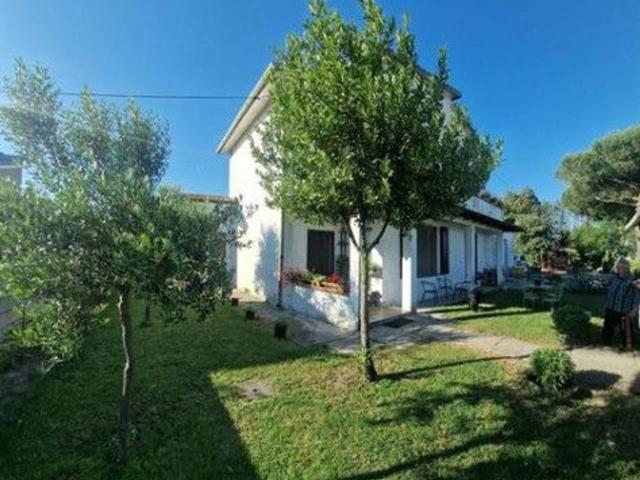 Villa Indipendente in vendita a Comacchio, Reggio Emilia