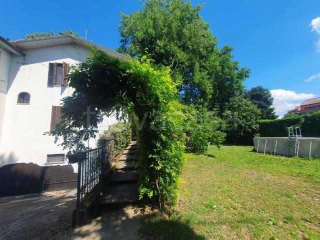 Villa Indipendente in vendita a Comazzo, Lombardia