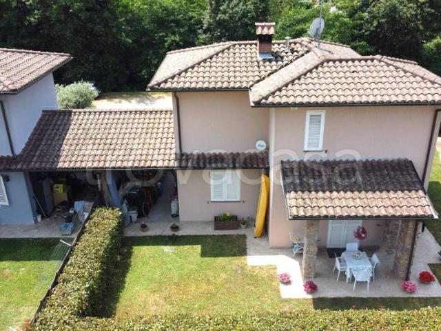 Villa Indipendente in vendita a Unione dei comuni Media Valle del Serchio, Coreglia Antelminelli
