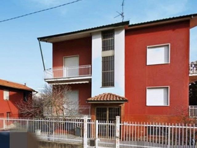 Villa Indipendente in vendita a Cornate D'adda, Lombardia