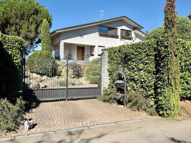 Villa Indipendente in vendita a Spinei, Piemonte