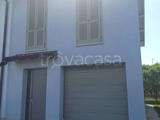 Villa Indipendente in vendita a Pianengo, Lombardia