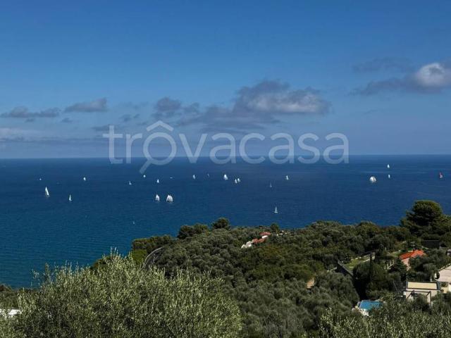 Villa Indipendente in vendita a Diano Gorleri, Diano Marina