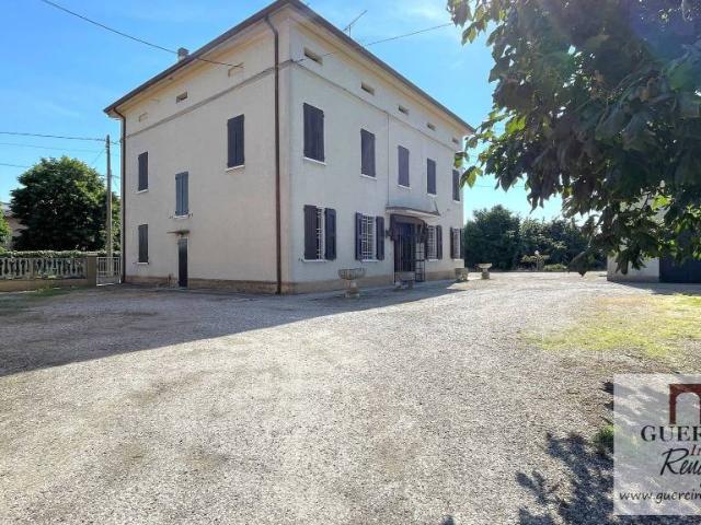 Villa Indipendente in vendita a Unione Alto Ferrarese, Cento