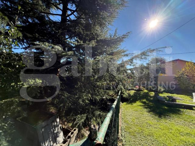 Villa Indipendente in vendita a Buccinigo, Erba