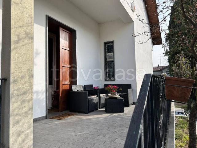 Villa Indipendente in vendita a Cassina Mariaga, Erba