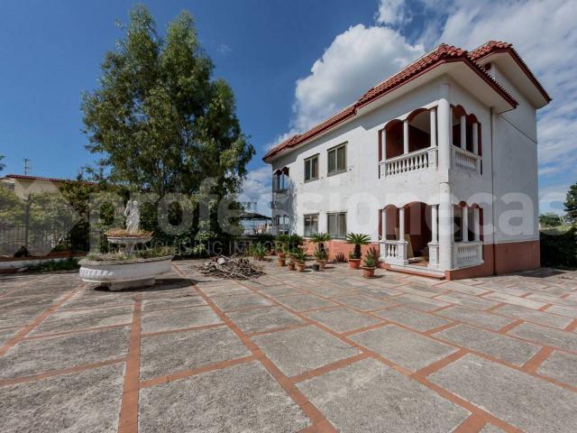 Villa Indipendente in vendita a Ercolano, Campania