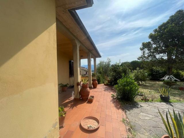 Villa Indipendente in vendita a Figline e Incisa Valdarno, Figline Valdarno
