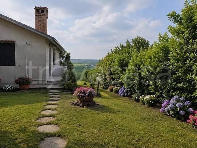 Villa Indipendente in vendita a Fossacesia, Abruzzo