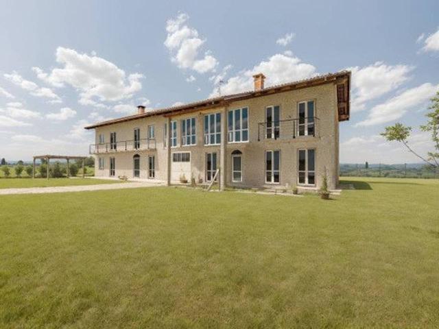 Villa Indipendente in vendita a Piemonte, Cuneo