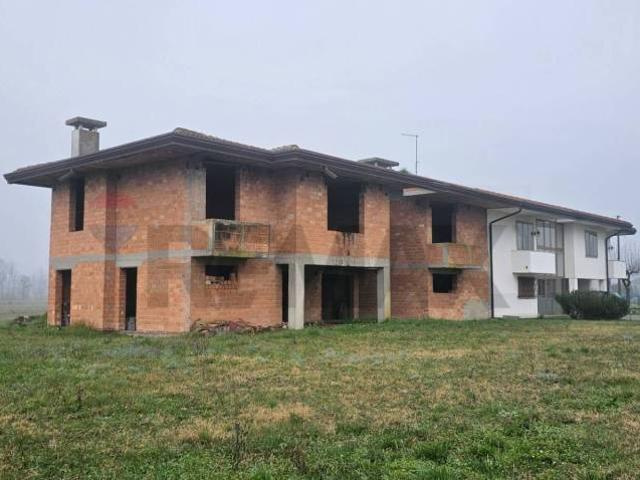 Villa Indipendente in vendita a Fratte, Santa Giustina In Colle
