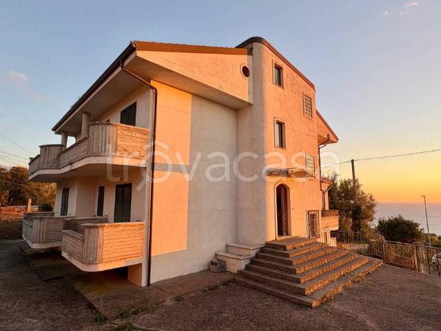 Villa Indipendente in vendita a Calabria, Cosenza
