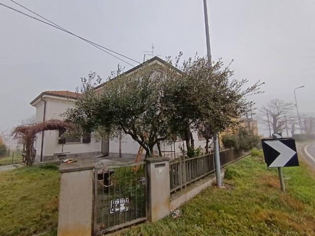 Villa Indipendente in vendita a Unione dei comuni della Bassa Romagna, Fusignano