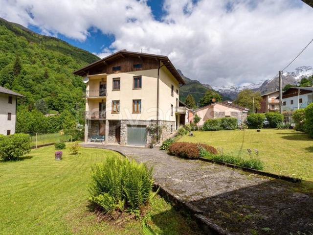Villa Indipendente in vendita a Salvoldi, Gandellino