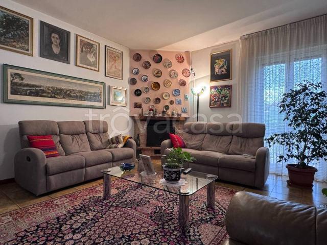 Villa Indipendente in vendita a Zona Artigianale, Roma Capitale