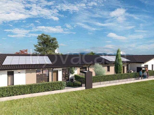 Villa Indipendente in vendita a Ghisalba, Lombardia