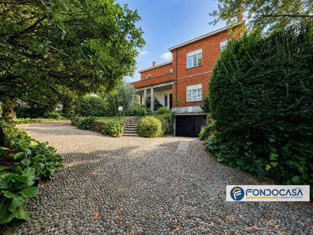 Villa Indipendente in vendita a Robbiano, Giussano