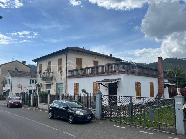 Villa Indipendente in vendita a Sesta Godano, Liguria