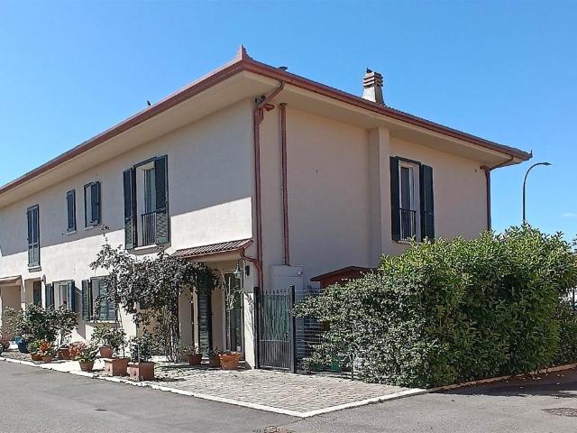 Villa Indipendente in vendita a Commendone, Monte Argentario