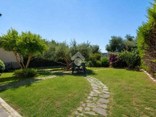 Villa Indipendente in vendita a Montesecco, Marche