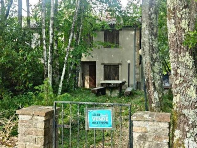 Villa Indipendente in vendita a Guardea, Umbria