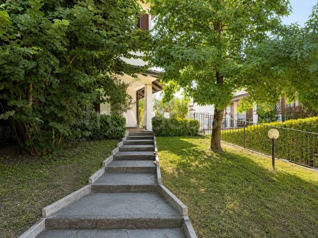 Villa Indipendente in vendita a Unione dei Comuni I Fontanili, Gudo Visconti