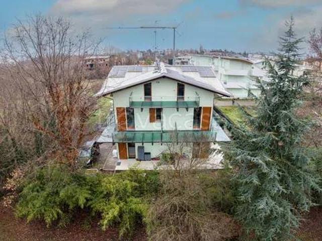 Villa Indipendente in vendita a Nuovo Circondario Imolese, Imola