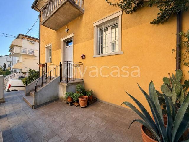 Villa Indipendente in vendita a Centro, Imola