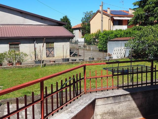 Villa Indipendente in vendita a Cassano D'adda, Lombardia