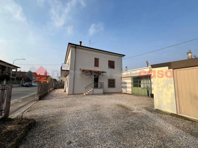 Villa Indipendente in vendita a Isola Della Scala, Veneto