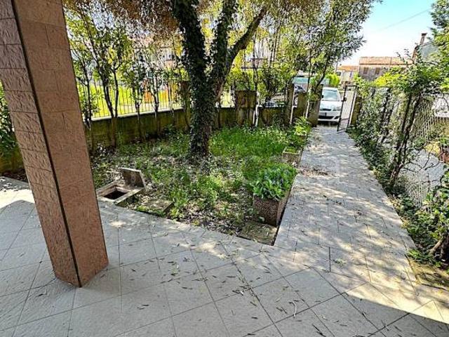 Villa Indipendente in vendita a Istrana, Veneto