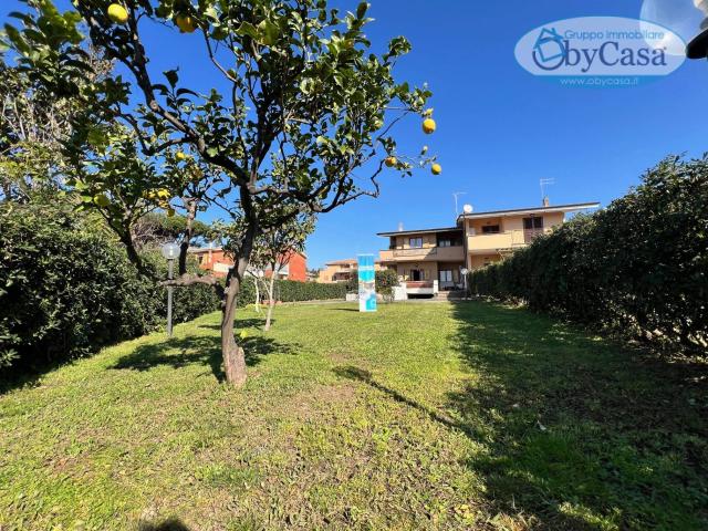 Villa Indipendente in vendita a Marina di San Nicola, Roma Capitale
