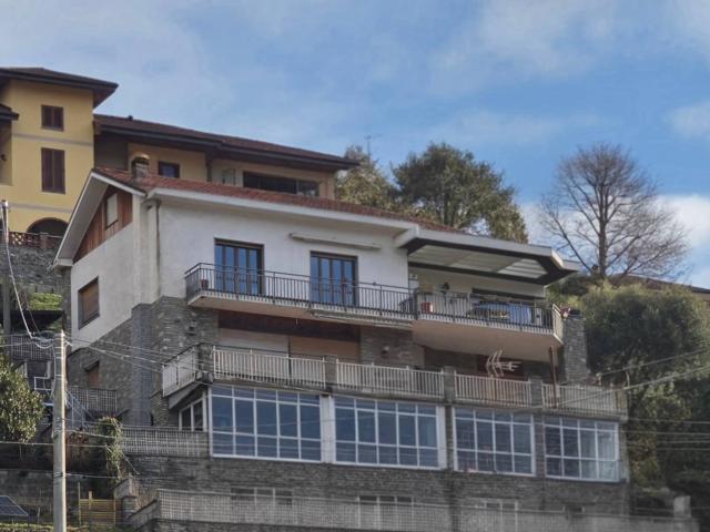 Villa Indipendente in vendita a Unione Montana di Comuni delle Valli di Lanzo, Ceronda e Casternone, Piemonte