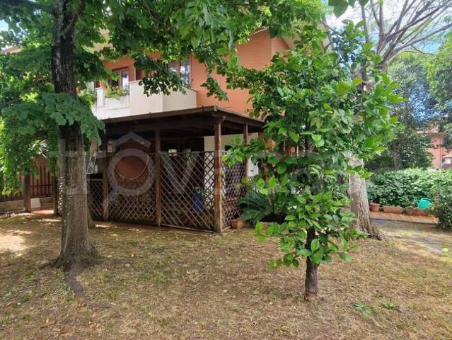 Villa Indipendente in vendita a Nuova Latina, Latina
