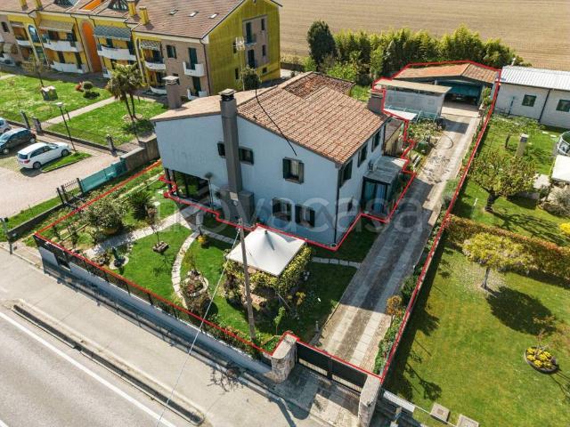 Villa Indipendente in vendita a Legnaro, Veneto