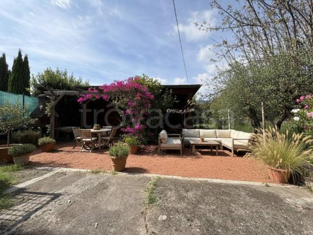 Villa Indipendente in vendita a Sant'Anna, Bagni Di Lucca Ponte