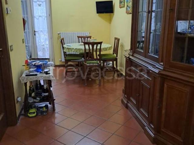 Villa Indipendente in vendita a Tempagnano di Lunata, Bagni Di Lucca Ponte