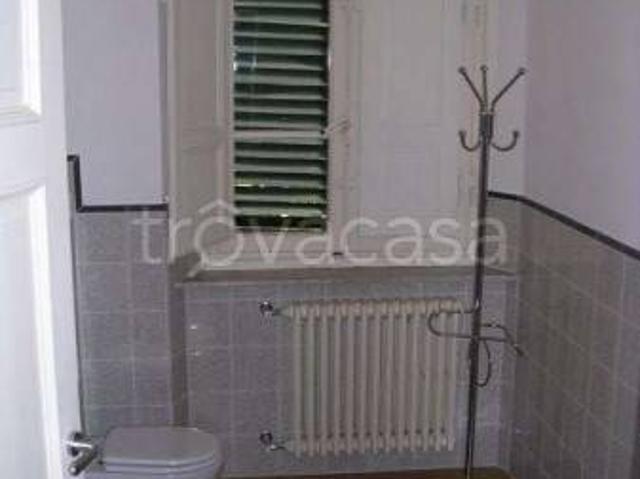 Villa Indipendente in vendita a Bagni Di Lucca Ponte, Toscana