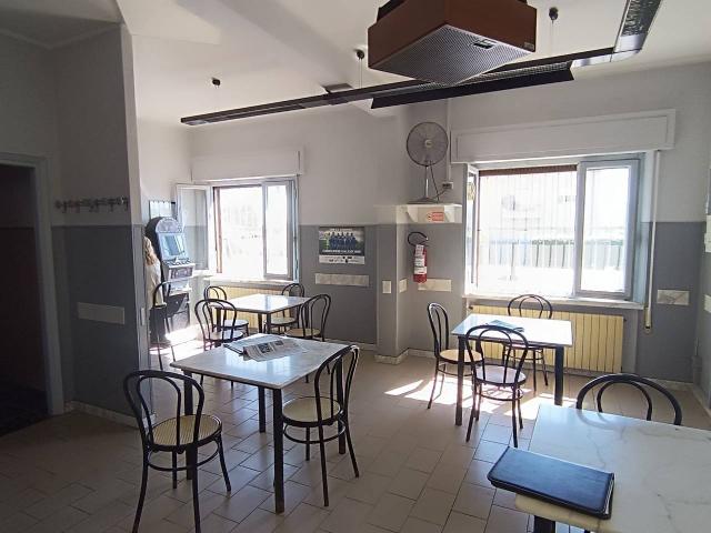 Villa Indipendente in vendita a Dogana, Luni