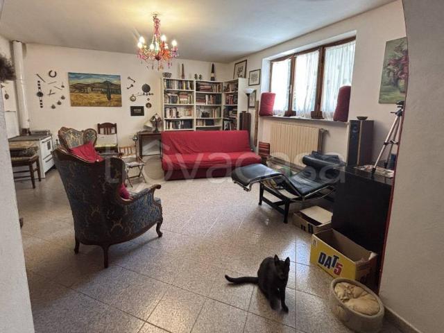 Villa Indipendente in vendita a Magliano Sabina, Lazio