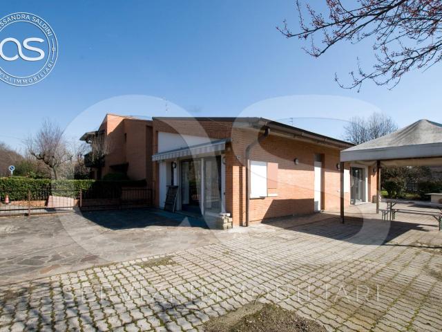 Villa Indipendente in vendita a Manerbio, Lombardia