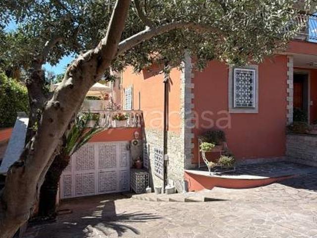 Villa Indipendente in vendita a Roma Capitale, Lazio