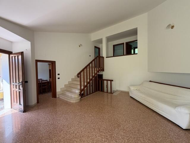 Villa Indipendente in vendita a Martellago, Veneto