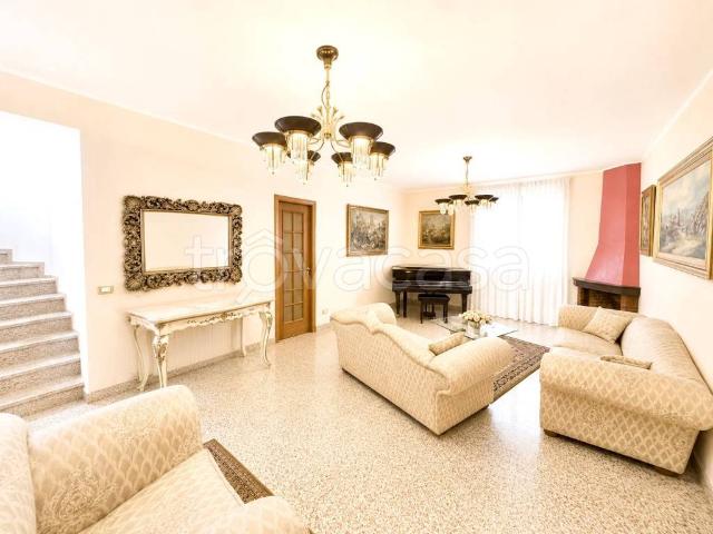 Villa Indipendente in vendita a Mascali, Sicilia