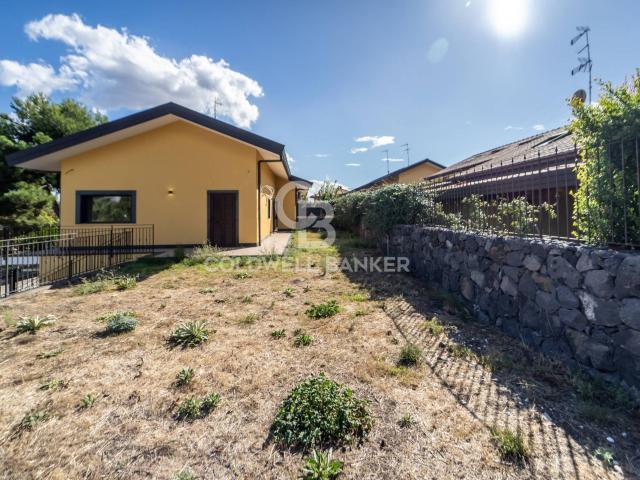 Villa Indipendente in vendita a Massannunziata, Mascalucia