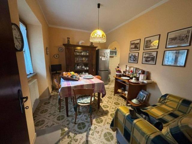 Villa Indipendente in vendita a Marina Di Massa, Toscana